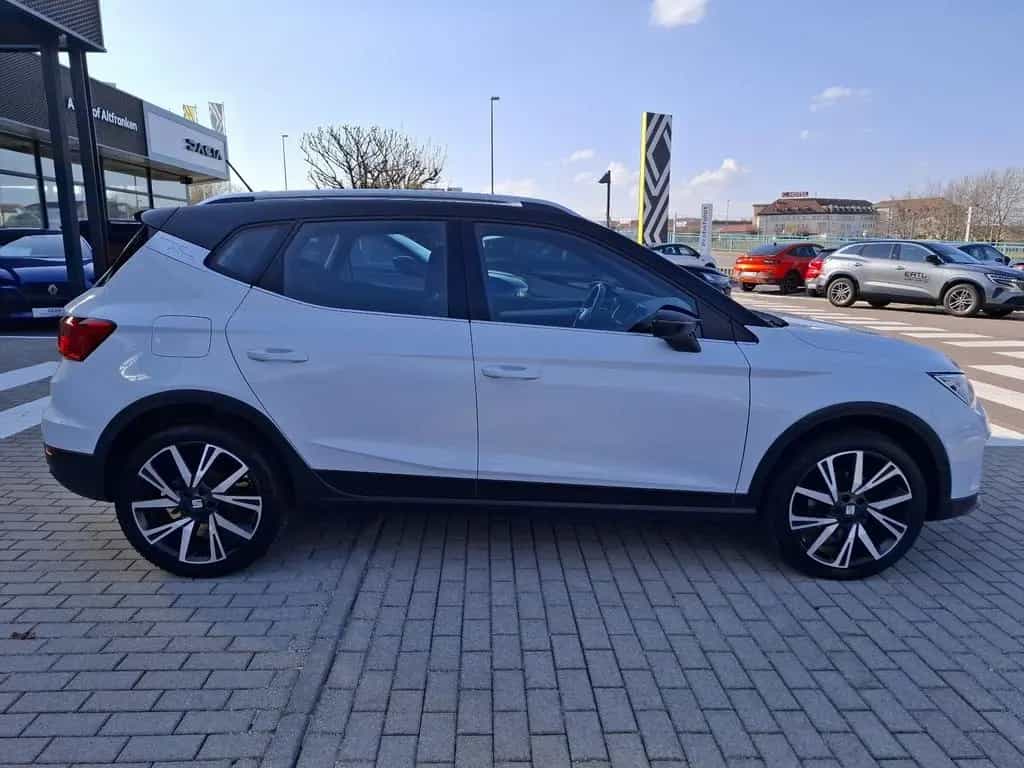 Seat Arona FR 1.0 TSI 81 kW (110 PS) 7-Gang-DSG 09/2022-photo-4