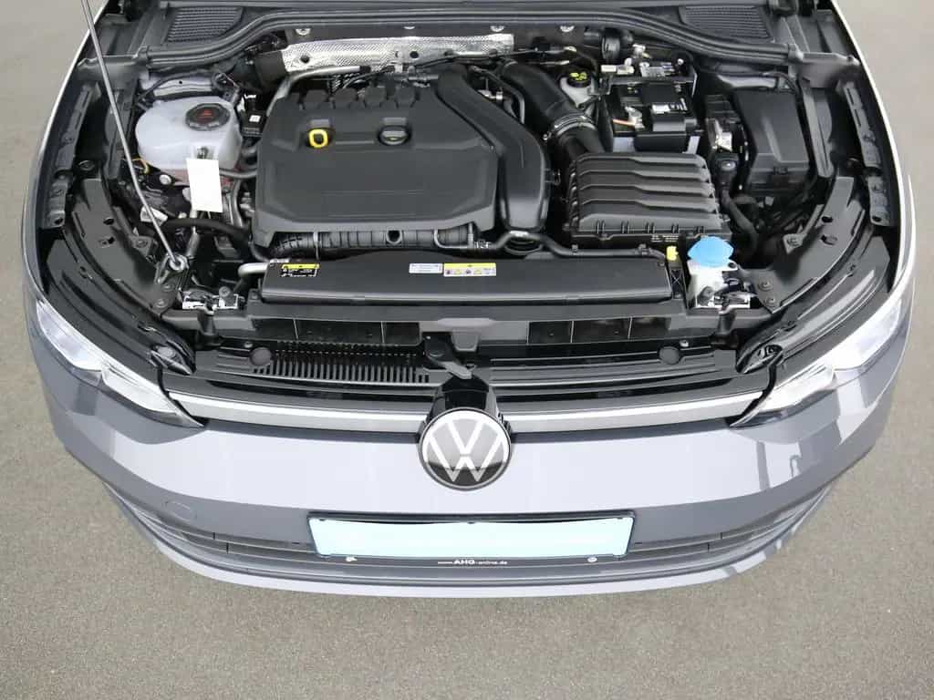 Volkswagen Golf VIII Variant 1.5 eTSI DSG Life LED Navi AC 07/2023-photo-22