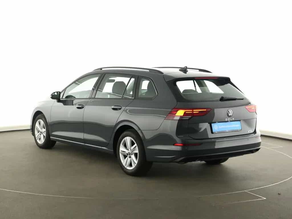 Volkswagen Golf VIII Variant 1.5 eTSI DSG Life LED Navi AC 07/2023-photo-4