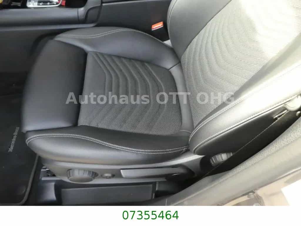 Mercedes-Benz B-Class 180 B Automatik 8 fach AHK LED 08/2019-photo-14