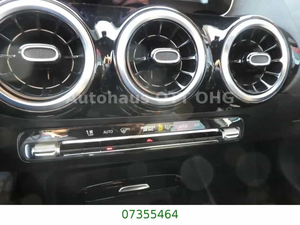 Mercedes-Benz B-Class 180 B Automatik 8 fach AHK LED 08/2019-photo-16