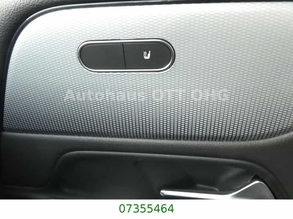 Mercedes-Benz B-Class 180 B Automatik 8 fach AHK LED 08/2019-photo-18