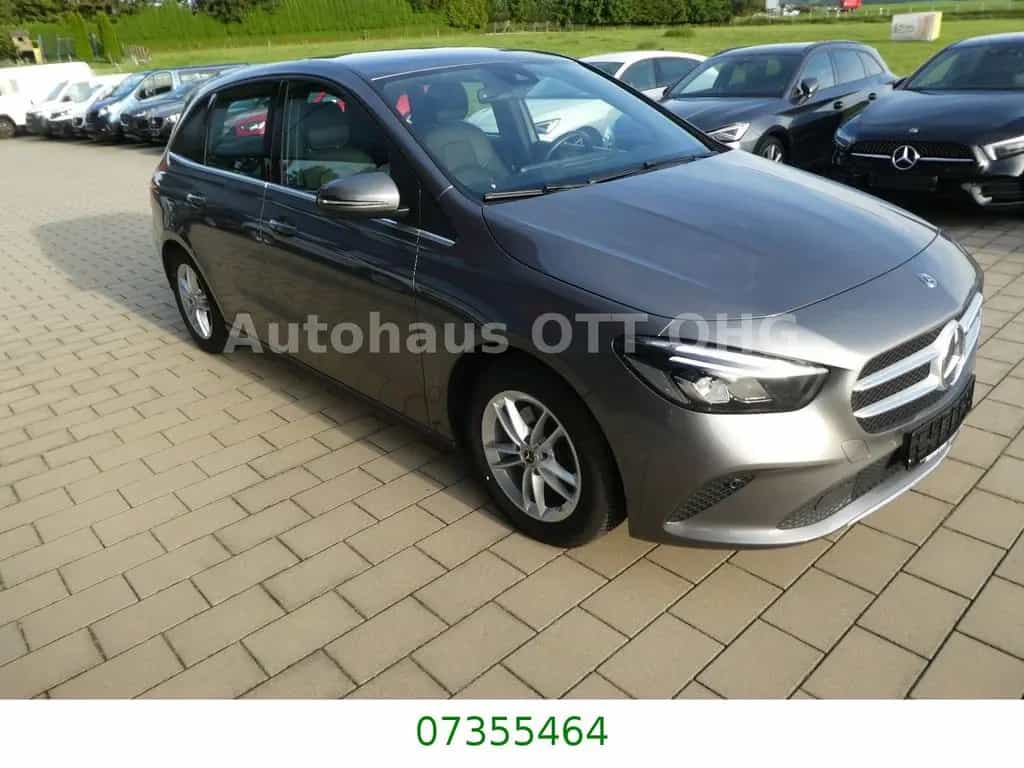Mercedes-Benz B-Class 180 B Automatik 8 fach AHK LED 08/2019-photo-5
