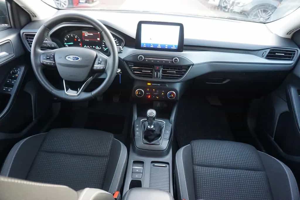 Ford Focus Turnier Cool & Connect LED Android Apple 05/2022-photo-5
