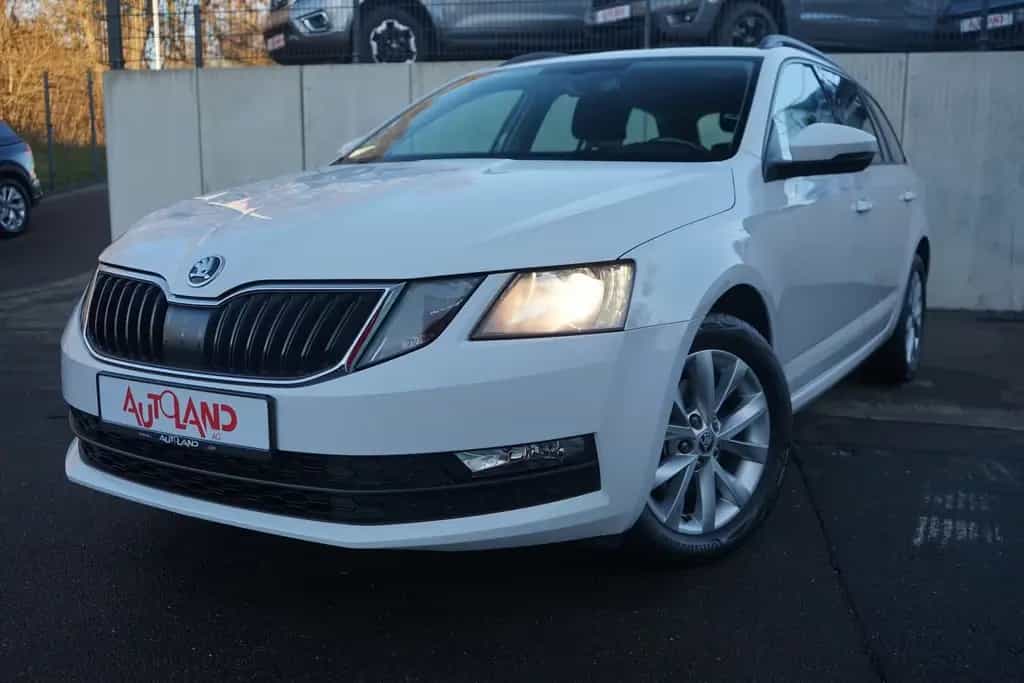Skoda Octavia Combi 1.0 TSI Sitzheizung SmartLink PDC 11/2019-photo-1