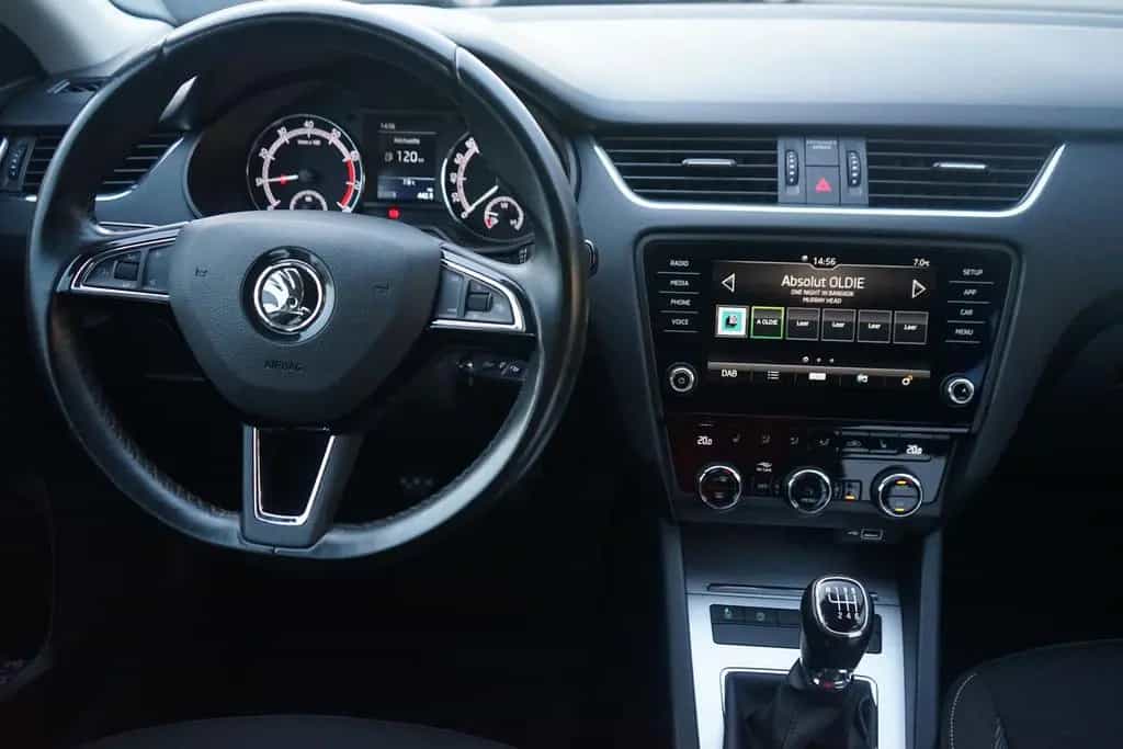 Skoda Octavia Combi 1.0 TSI Sitzheizung SmartLink PDC 11/2019-photo-24