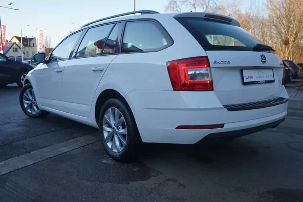 Skoda Octavia Combi 1.0 TSI Sitzheizung SmartLink PDC 11/2019-photo-3