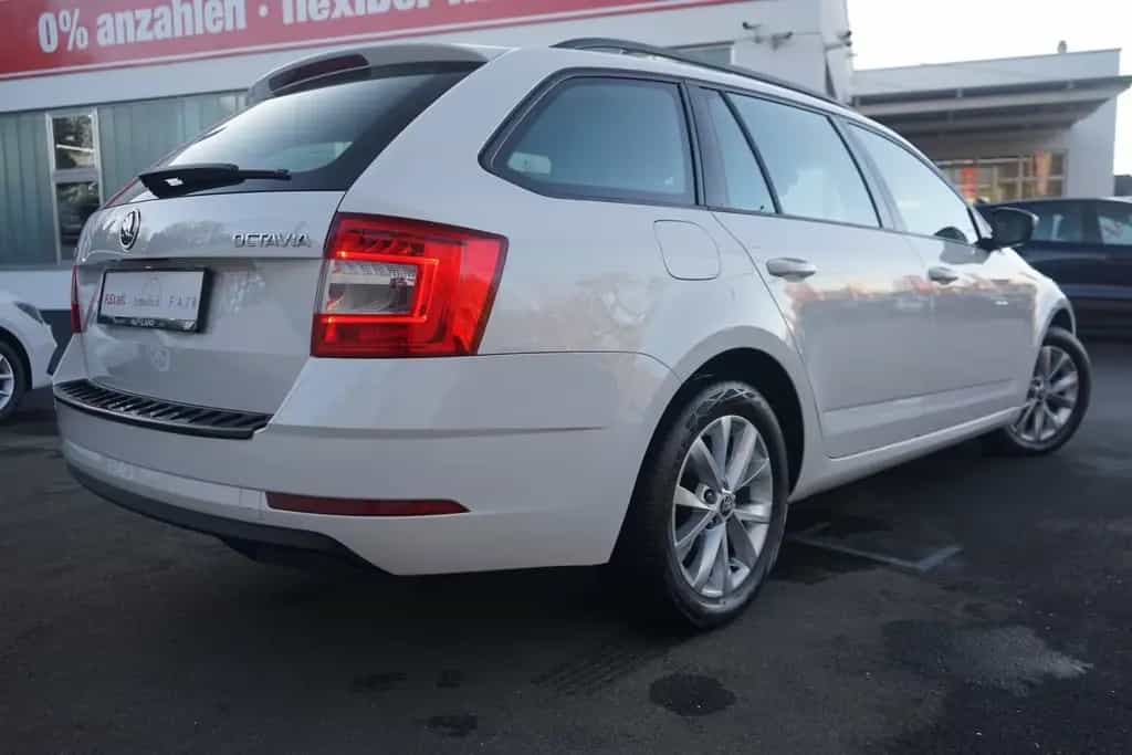 Skoda Octavia Combi 1.0 TSI Sitzheizung SmartLink PDC 11/2019-photo-6