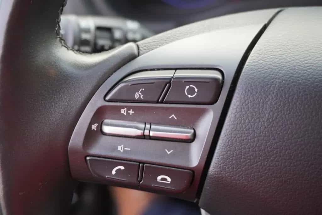Hyundai KONA 1.6 T-GDI Premium 4WD LED Navi Head-Up DAB 07/2018-photo-16