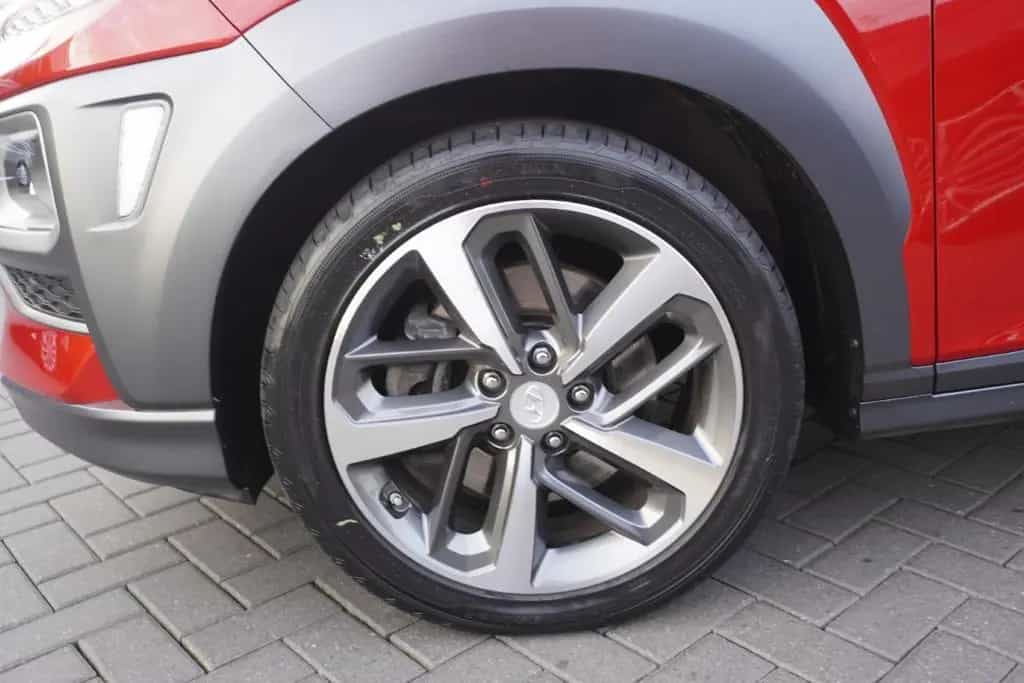 Hyundai KONA 1.6 T-GDI Premium 4WD LED Navi Head-Up DAB 07/2018-photo-32
