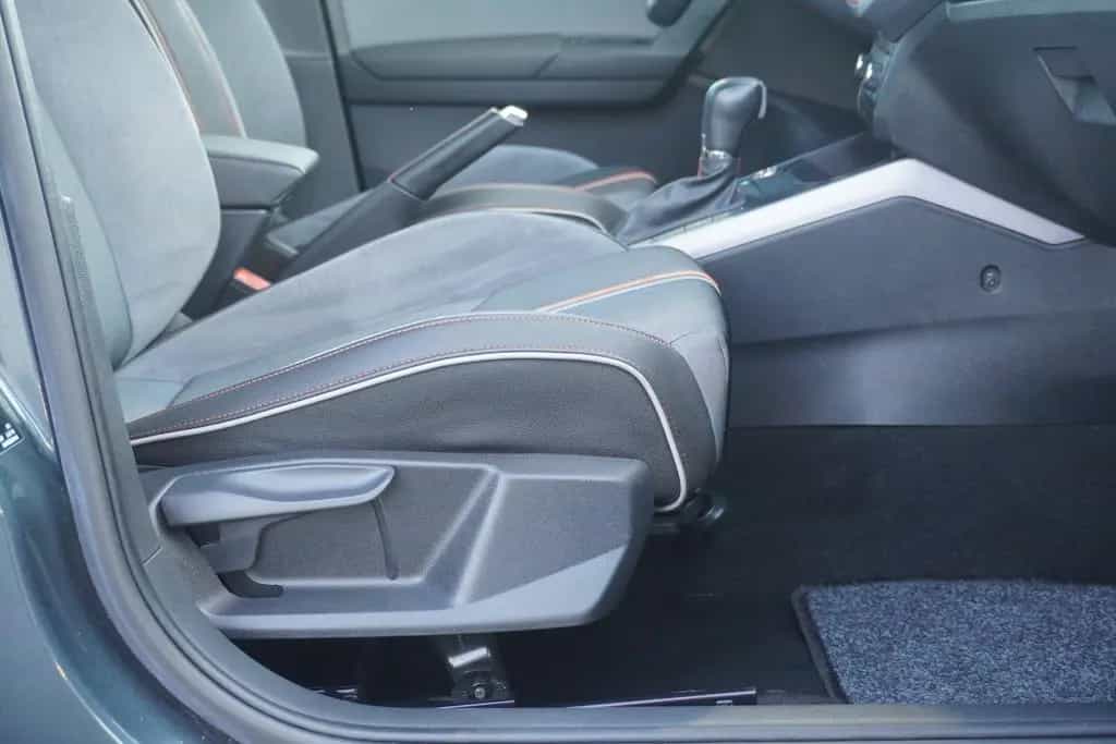 Seat Arona 1.0 TSI LED Keyless Kamera Virtual Cockpit 01/2019-photo-10