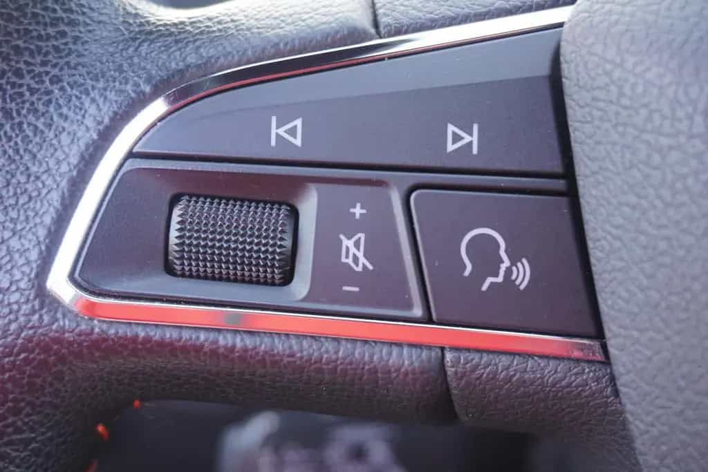 Seat Arona 1.0 TSI LED Keyless Kamera Virtual Cockpit 01/2019-photo-29