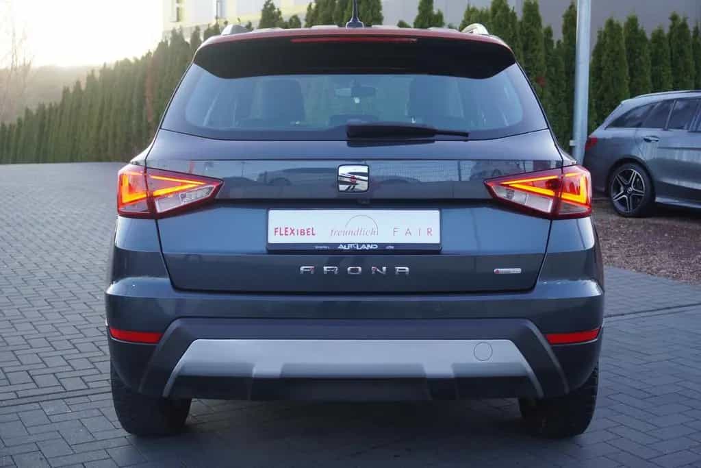 Seat Arona 1.0 TSI LED Keyless Kamera Virtual Cockpit 01/2019-photo-3