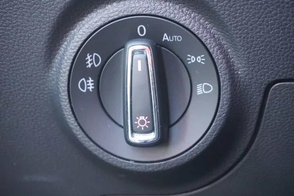 Seat Arona 1.0 TSI LED Keyless Kamera Virtual Cockpit 01/2019-photo-31
