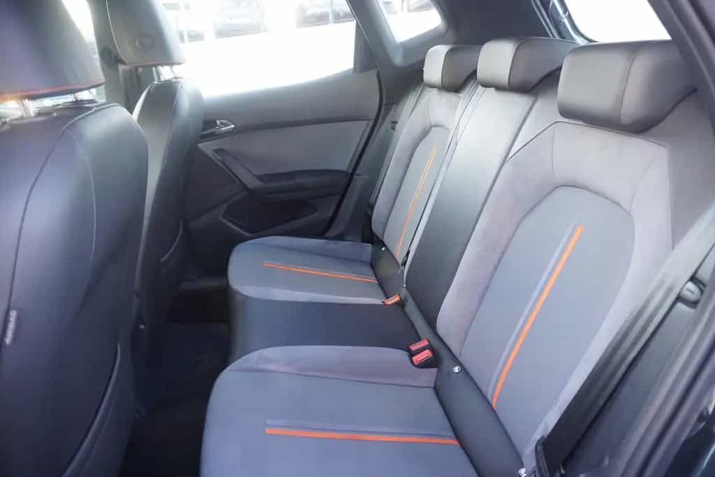 Seat Arona 1.0 TSI LED Keyless Kamera Virtual Cockpit 01/2019-photo-9