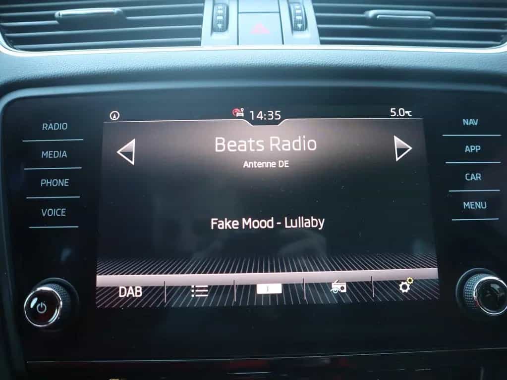 Skoda Octavia Combi 1.5 TSI DSG Soleil LED Navi DAB 03/2020-photo-13