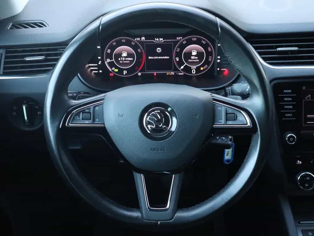 Skoda Octavia Combi 1.5 TSI DSG Soleil LED Navi DAB 03/2020-photo-22