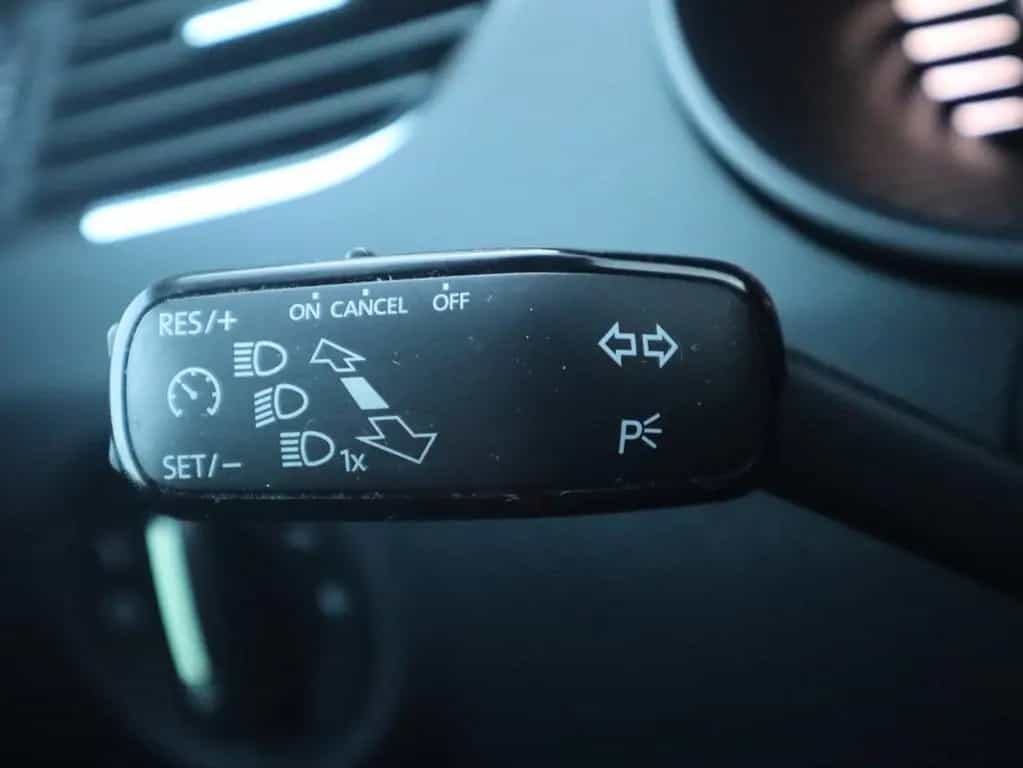 Skoda Octavia Combi 1.5 TSI DSG Soleil LED Navi DAB 03/2020-photo-25