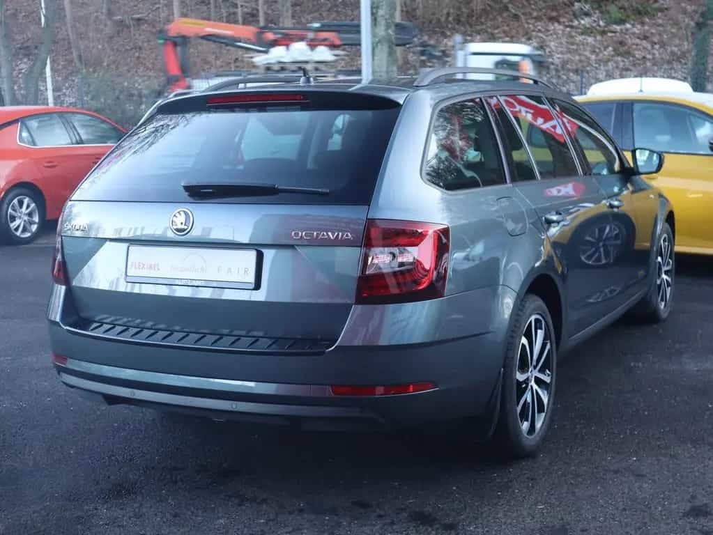 Skoda Octavia Combi 1.5 TSI DSG Soleil LED Navi DAB 03/2020-photo-4