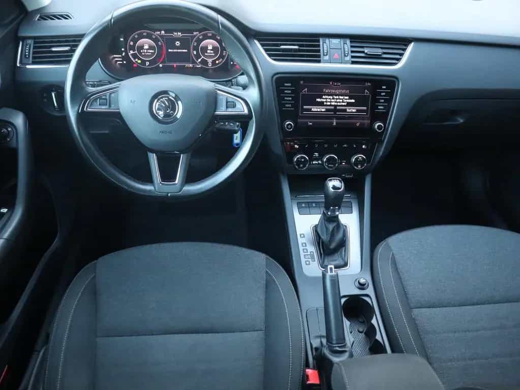Skoda Octavia Combi 1.5 TSI DSG Soleil LED Navi DAB 03/2020-photo-9