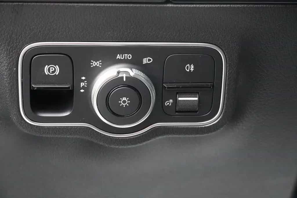 Mercedes-Benz B 180 B180 Progressive Klimaaut. Navi LED Leder Kamera 01/2022-photo-34