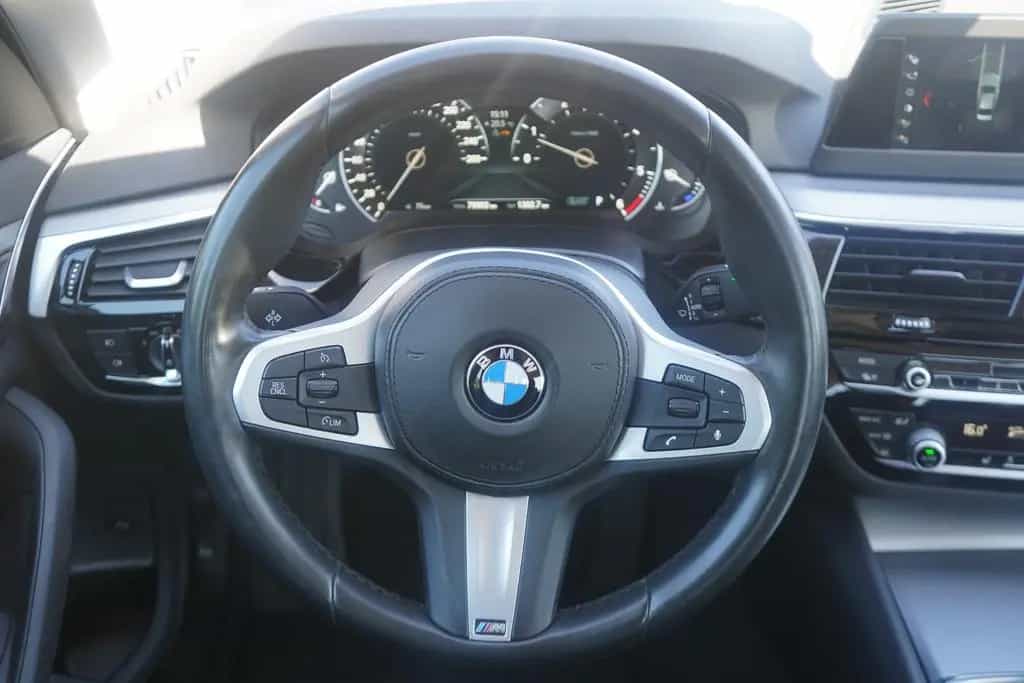 BMW 520 d LED Navi Sitzheizung Head-Up Kamera 01/2019-photo-20