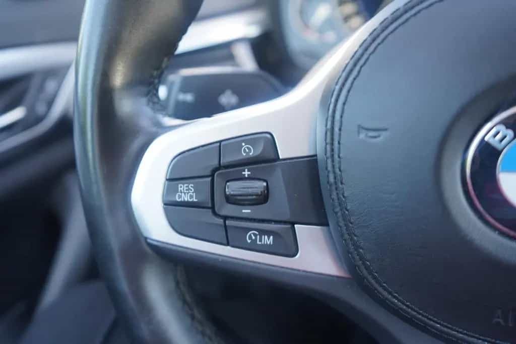 BMW 520 d LED Navi Sitzheizung Head-Up Kamera 01/2019-photo-21