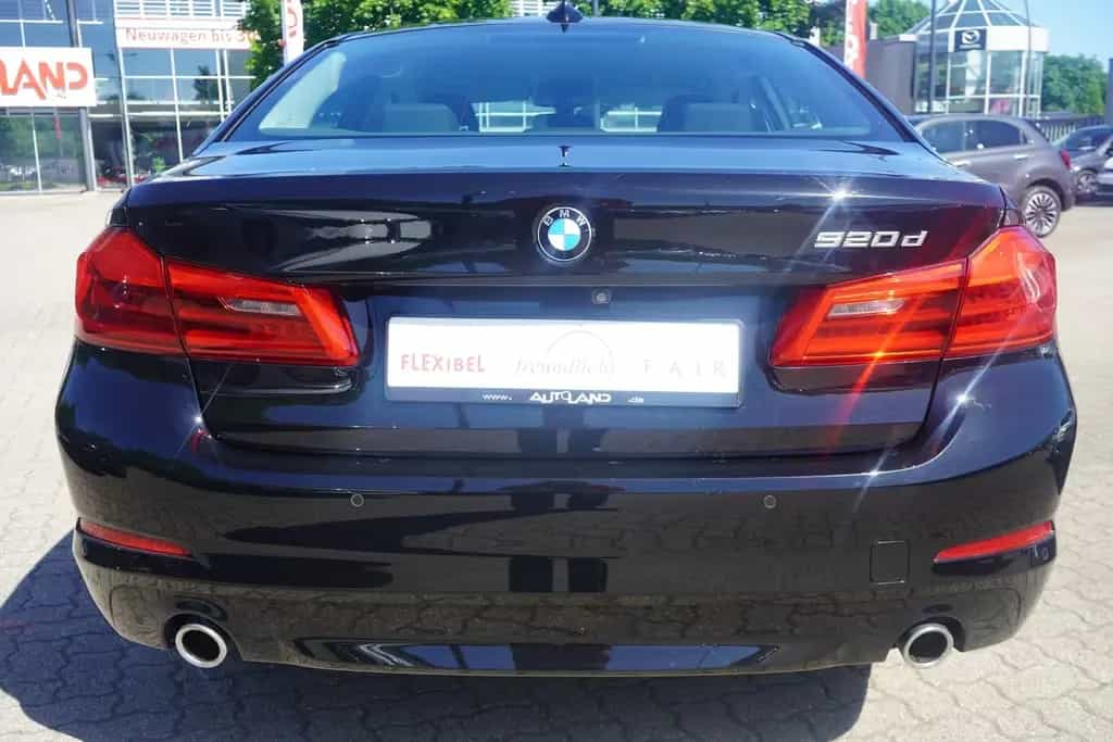 BMW 520 d LED Navi Sitzheizung Head-Up Kamera 01/2019-photo-4