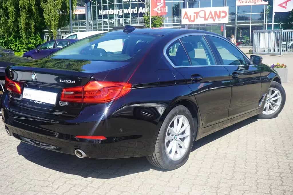 BMW 520 d LED Navi Sitzheizung Head-Up Kamera 01/2019-photo-5