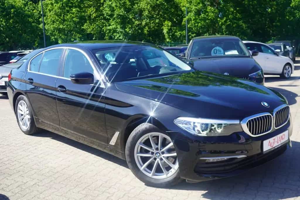 BMW 520 d LED Navi Sitzheizung Head-Up Kamera 01/2019-photo-7