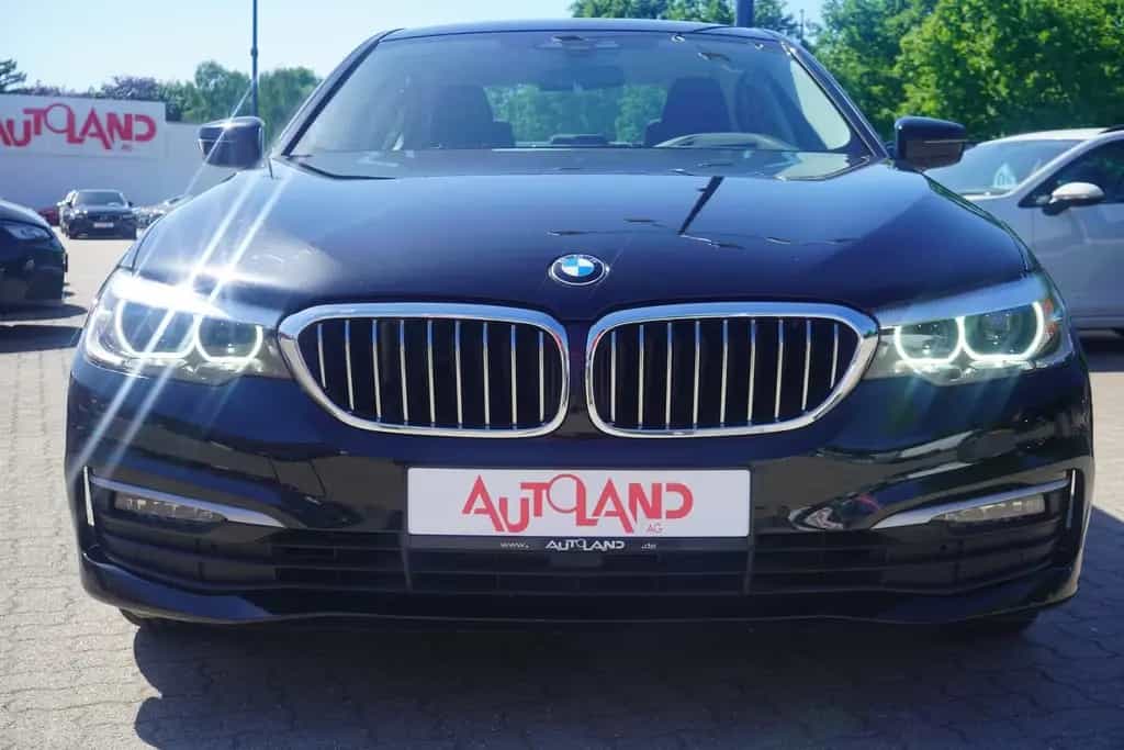 BMW 520 d LED Navi Sitzheizung Head-Up Kamera 01/2019-photo-8