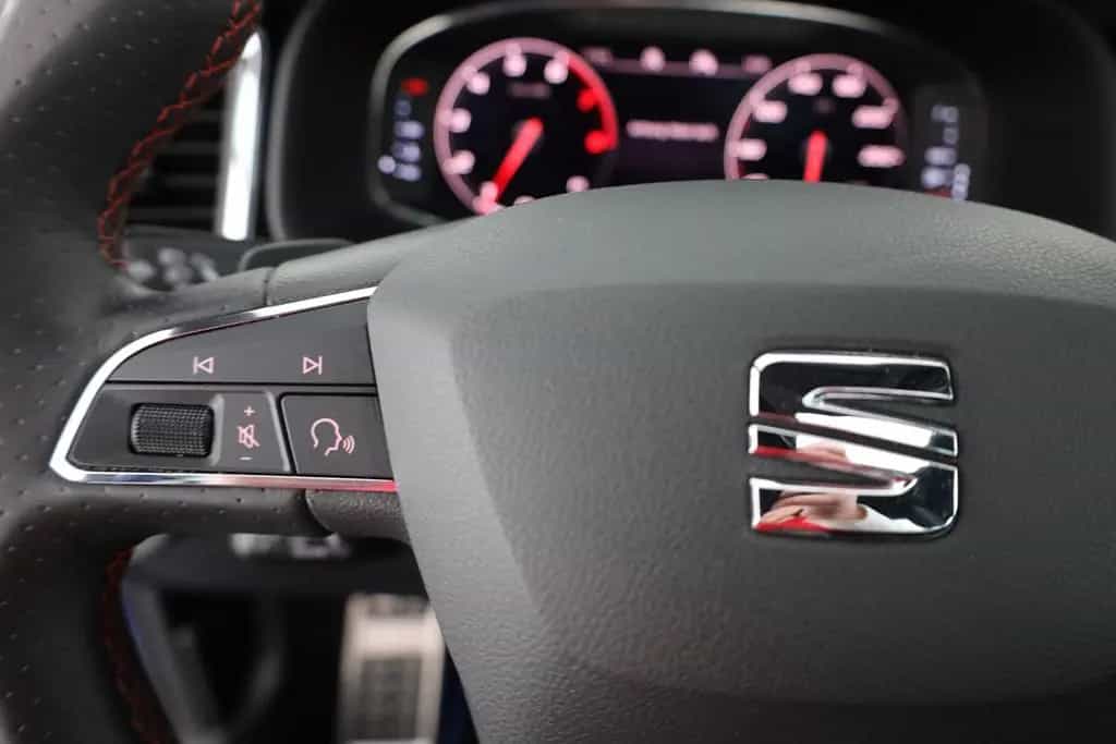 Seat Ateca 2.0 TSI DSG FR 4Drive LED Standheizung ACC 12/2019-photo-15