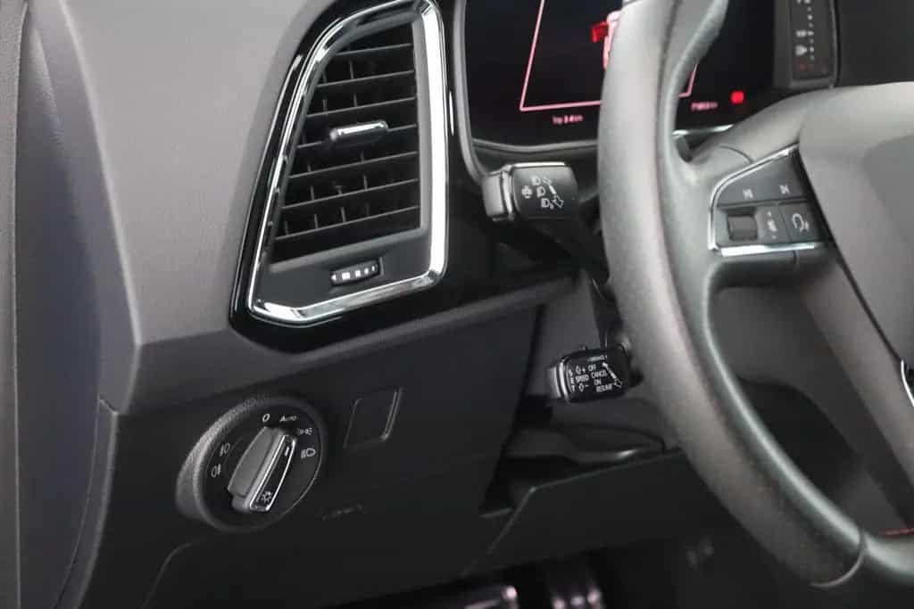 Seat Ateca 2.0 TSI DSG FR 4Drive LED Standheizung ACC 12/2019-photo-21