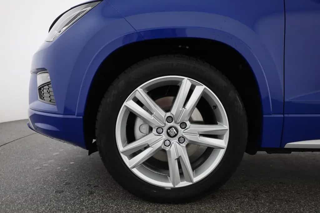 Seat Ateca 2.0 TSI DSG FR 4Drive LED Standheizung ACC 12/2019-photo-33