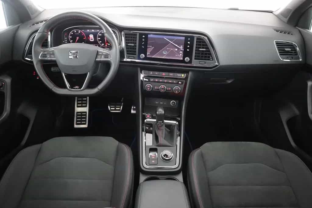 Seat Ateca 2.0 TSI DSG FR 4Drive LED Standheizung ACC 12/2019-photo-8