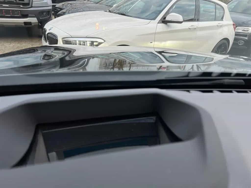 BMW 5 Touring 520d*1.Hand*LIVE*KAMERA*LEDER*HUD* 01/2021-photo-24