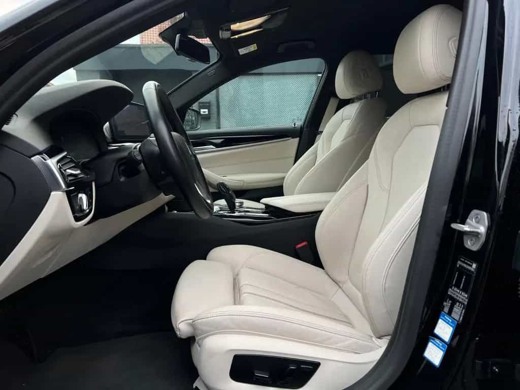 BMW 5 Touring 520d*1.Hand*LIVE*KAMERA*LEDER*HUD* 01/2021-photo-8