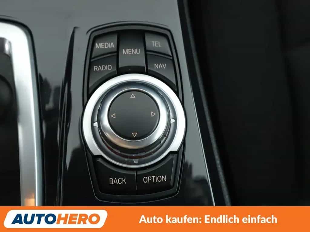BMW 5 Series 03/2017-photo-25
