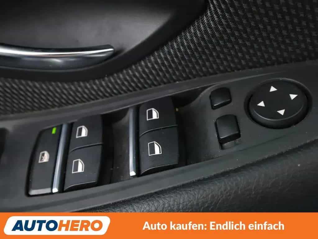 BMW 5 Series 03/2017-photo-27