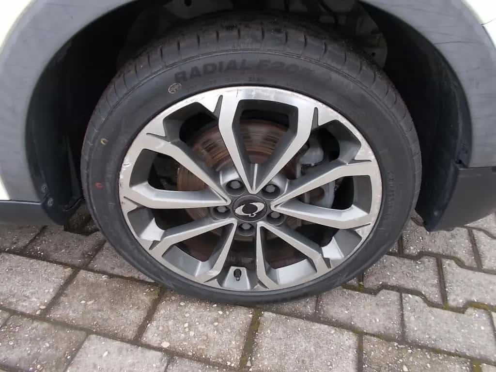 Ssangyong XLV Quartz  4x2,AHK, Navi, Schiebedach, Alu 18" 11/2016-photo-8