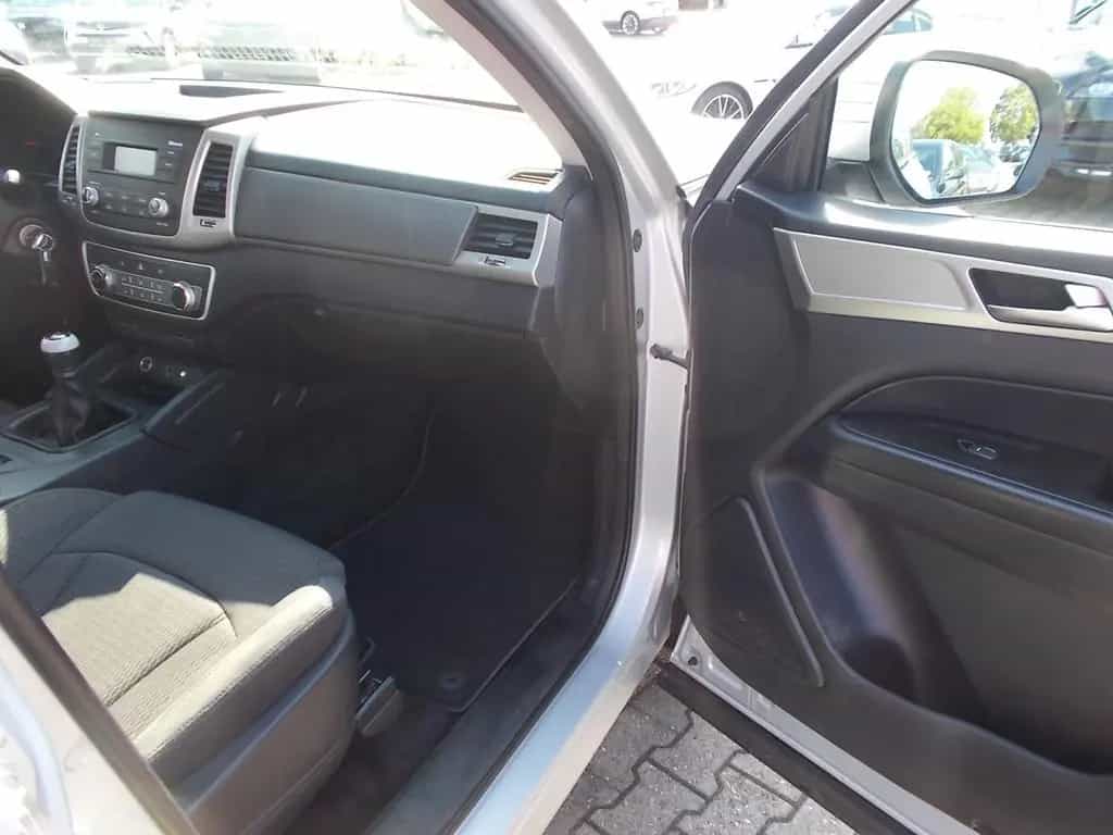Ssangyong MUSSO Grand 4WD Alarm, Klima, Alufelgen 18", AHK 07/2020-photo-28