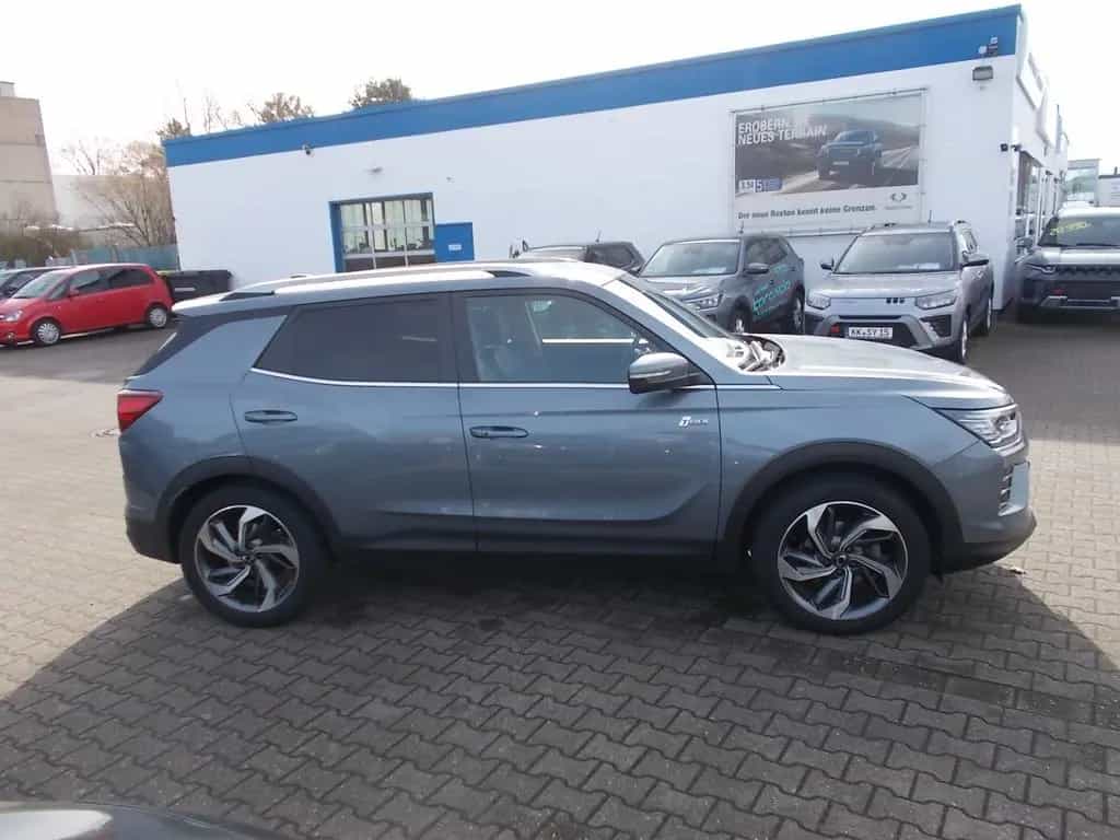 Ssangyong Korando Sapphire, Leder, Navi, Aluf. 19", LED 10/2020-photo-3