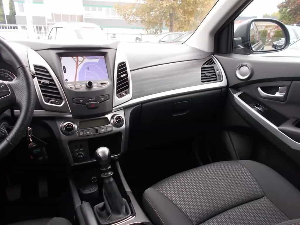 Ssangyong Korando Quartz 4x2, Navi, Kamera Allwetterreifen 12/2017-photo-18