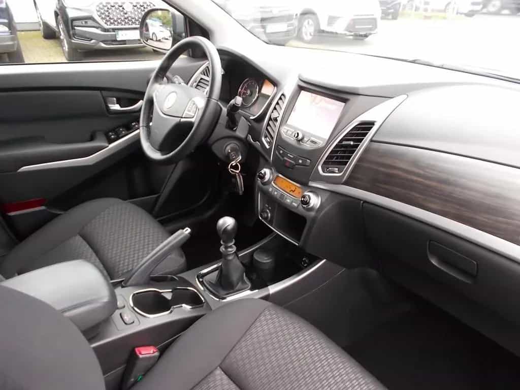 Ssangyong Korando Quartz 4x2, Navi, Kamera Allwetterreifen 12/2017-photo-29
