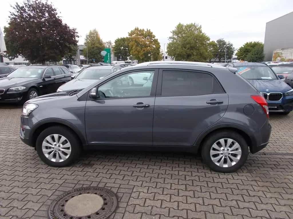 Ssangyong Korando Quartz 4x2, Navi, Kamera Allwetterreifen 12/2017-photo-7