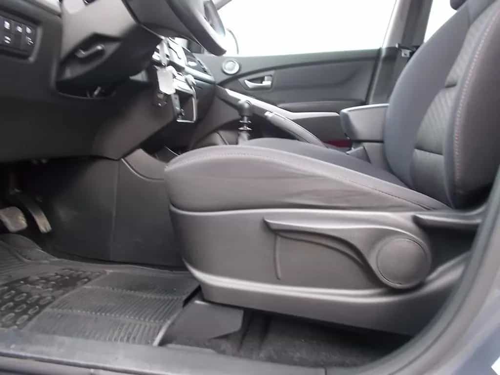 Ssangyong Korando 2.2 TD, 2WD, AHK 2.000 KG, Sitzheizung 04/2019-photo-16