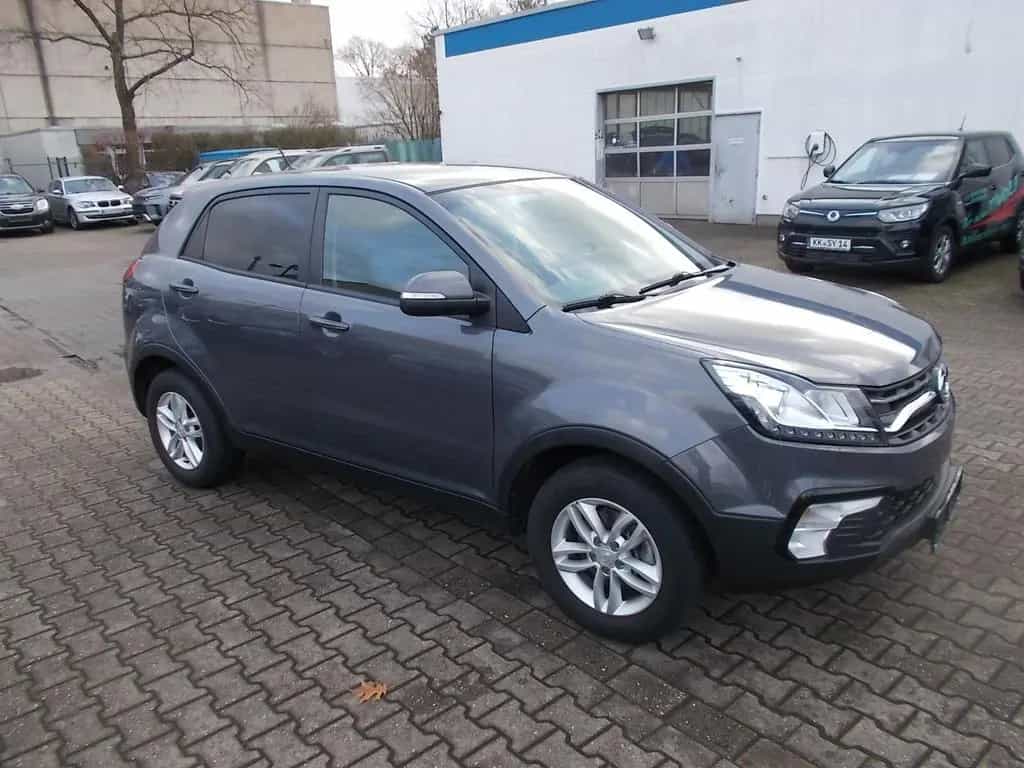 Ssangyong Korando 2.2 TD, 2WD, AHK 2.000 KG, Sitzheizung 04/2019-photo-2
