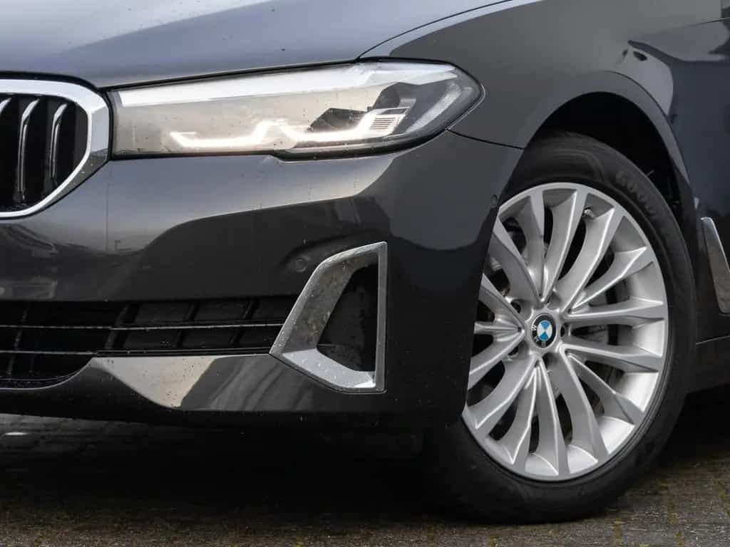 BMW 520 d A Luxury Line 09/2021-photo-2