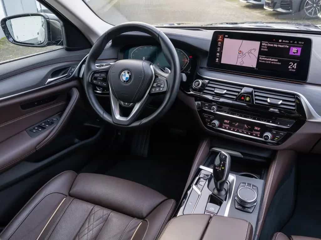 BMW 520 d A Luxury Line 09/2021-photo-6