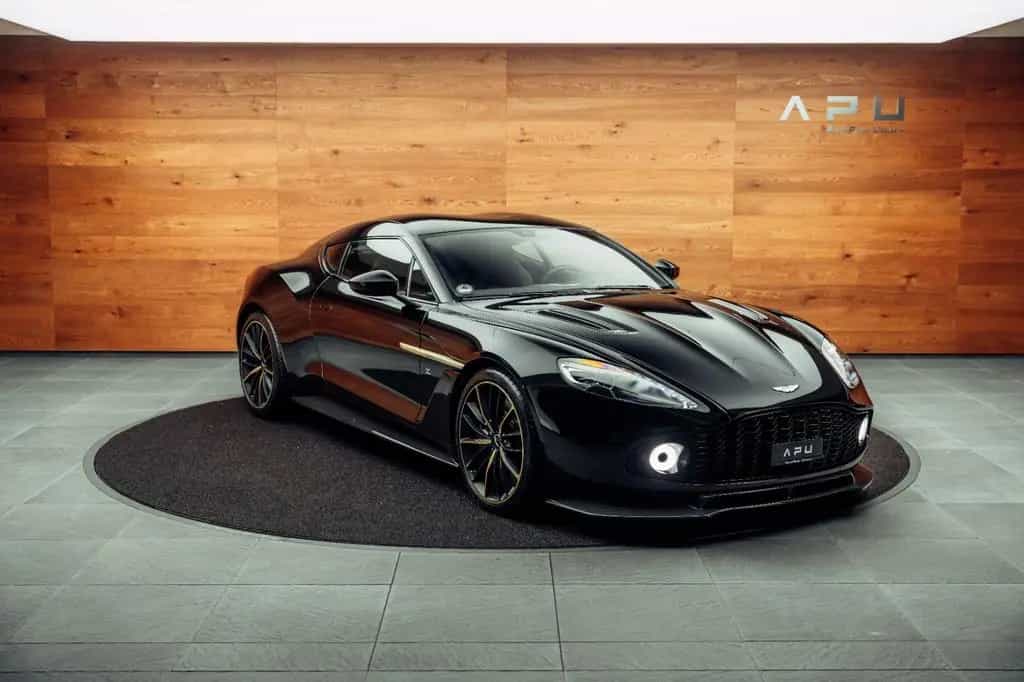 Aston Martin Vanquish Zagato Coupé Villa d'Este 61/99 08/2017-photo-0